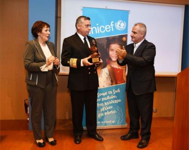 UNICEF ehrt die griechische Küstenwache