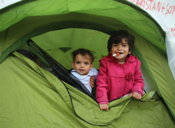 Flüchtlingskrise: 45.570 Flüchtlinge und Migranten sitzen in Griechenland fest