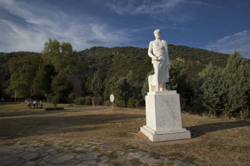 Der Aristoteles Park in Stageira