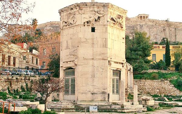 Der Turm der Winde in Plaka fürs Publikum geöffnet