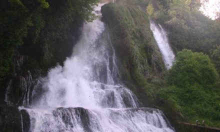 Griechenlands Wasserfälle: Einmaliges Erlebnis in zauberhafter Naturkulisse