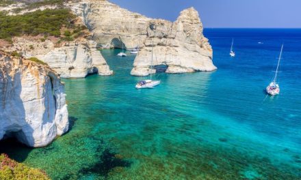 Insel Milos: Eine Insel-Skulptur in der Ägäis