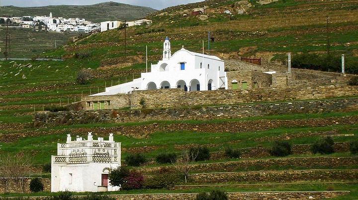 Tinos und Giannoulis Chalepás