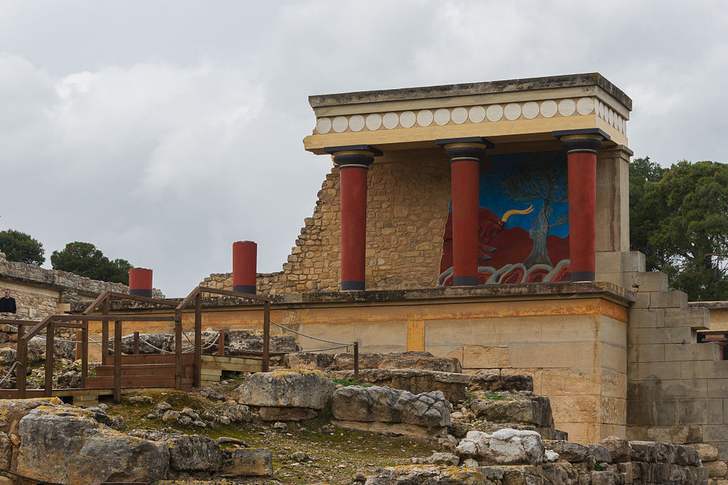 Knossos North entrance bull fresco