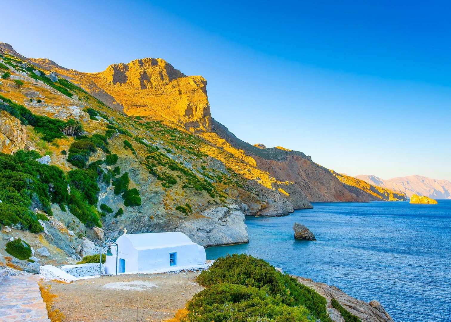 agia anna in amorgos b discovergreece