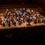 Das Greek Youth Symphony Orchestra (Das Griechische Jugendsinfonieorchester): ein vielversprechendes Orchester