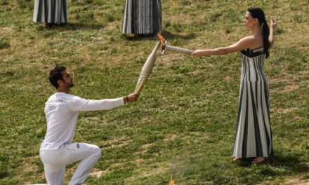 FOTOAUSSTELLUNG „DER GEIST DES OLYMPISMUS UND DER OLYMPISCHE WAFFENSTILLSTAND, 776 v. Chr. – 2024: 2.800 JAHRE GESCHICHTE“